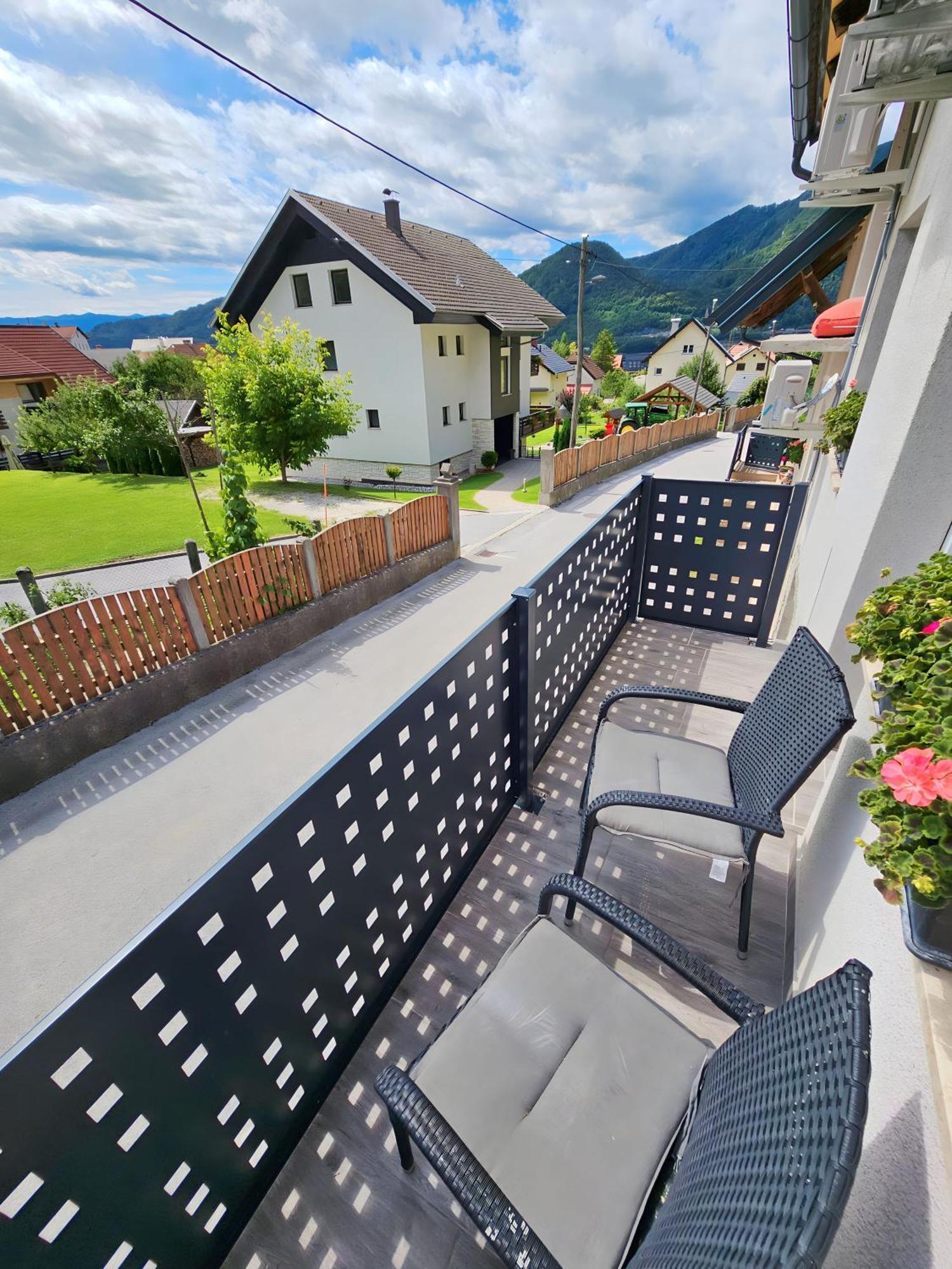 Charming Bella Hideout - Adults Only Apartment Jesenice Exterior photo